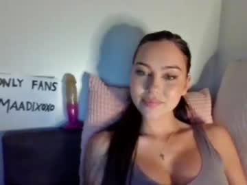 girl Big Tit Cam with ali_11_