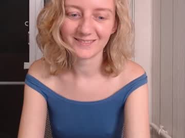 girl Big Tit Cam with elly_helly