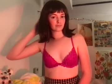 girl Big Tit Cam with eroticemz