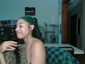 girl Big Tit Cam with goddesstinaruiz