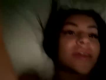 girl Big Tit Cam with pinkpussie11