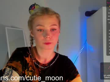 girl Big Tit Cam with cutie_moon
