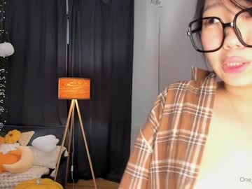 girl Big Tit Cam with one_1ove