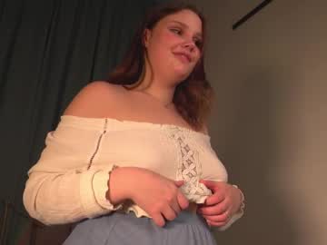 girl Big Tit Cam with drinkmorwater