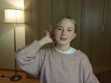 girl Big Tit Cam with katcontrol