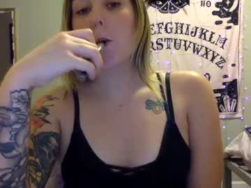 girl Big Tit Cam with thicc_tattooed_bitch